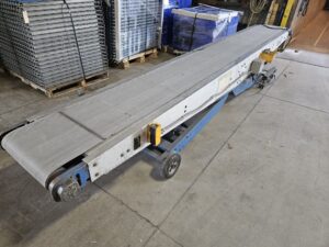 Power Incline Conveyor / 84" Tall (Reversible) - Used - Image 7