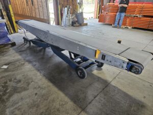 Power Incline Conveyor / 84" Tall (Reversible) - Used - Image 8