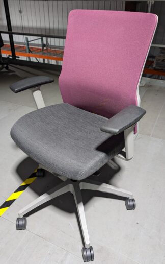 SitOnIt Novo Pink Mesh Back Grey Pattern Fabric Task Chair - Used