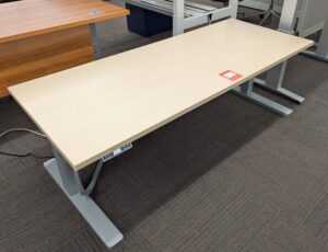 Alternative view of Teknion 28"x69" Maple/Silver Electronic Height Adjustable Table - Used