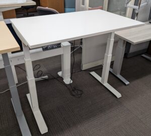 AMQ White 48"x30" Electronic Height-Adjustable Table - Used