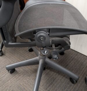 Herman Miller Aeron Size C Mesh Task Chair - Used - Image 3