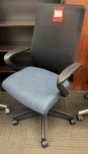 HON Blue Patterned Fabric Seat w/ Mesh Back Task Chair w/ Fixed Arms - Used