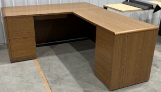 HON 6.5'x5.5' 10600 Series Medium Oak Laminate Desk w/ Right Return - Used