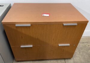 HON Bourbon Cherry 6'x8' Peninsula L-Shape Desk w/ Hutch - Used - Image 3