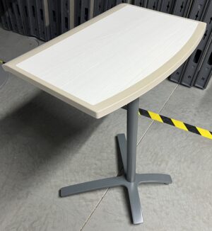 20"x15"x26"H Laptop Table - Used