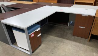 Paoli White/Cherry Laminate 6'x7' L-Shape Desk Set - Used