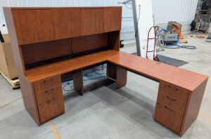 Cherry 77"x83" L-Shape Desk Set w/ Right Return w/ Hutch - Used