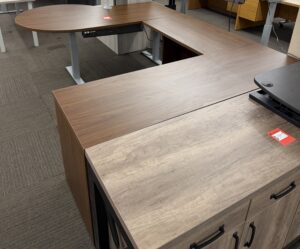Alternative view of Knoll 9'Wx6'D Walnut U-Shape Heigh Adjustable Deskset - Used
