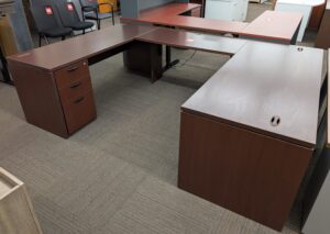 Teknion Royal Cherry 102"x72" U-Shape Desk Set - Used - Image 3